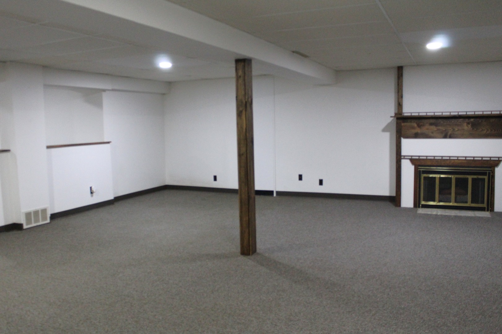 908 Glenmore Lane Elgin, IL 60124 - Photo 28 of 50 a view of a kitchen with a stove top oven