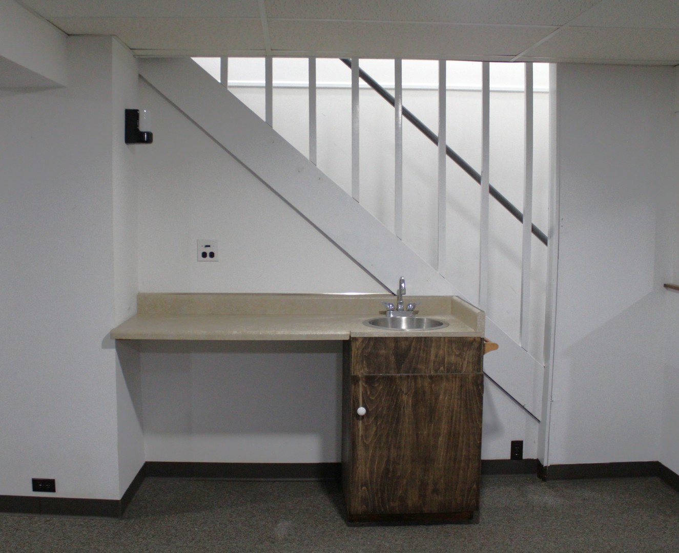 908 Glenmore Lane Elgin, IL 60124 - Photo 30 of 50 a view of entryway