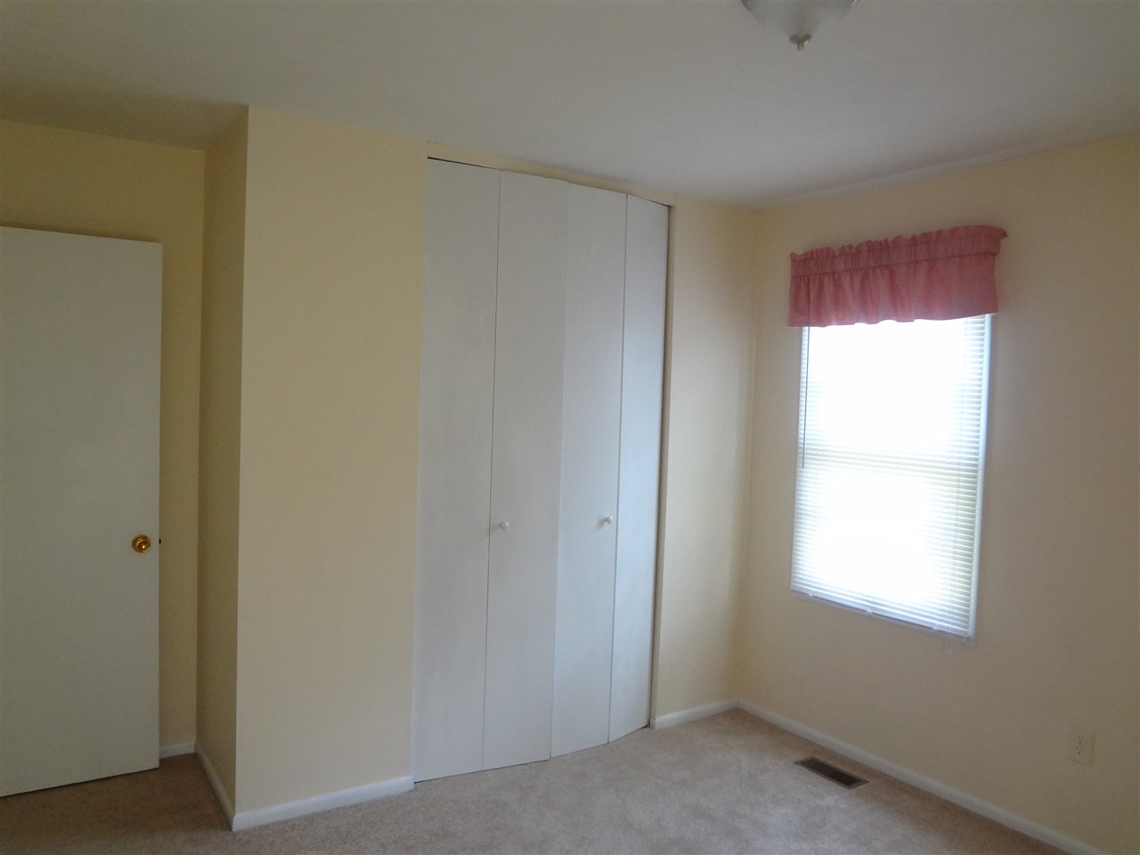 5232 Rothermere Drive Fort Wayne, IN 46835 - Photo 12 of 20 Gallery Image 12