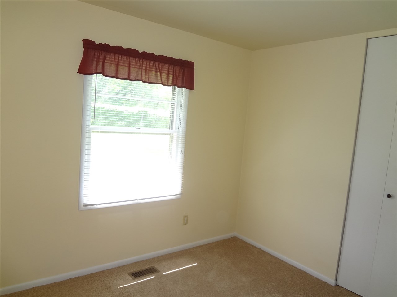 5232 Rothermere Drive Fort Wayne, IN 46835 - Photo 13 of 20 Gallery Image 13