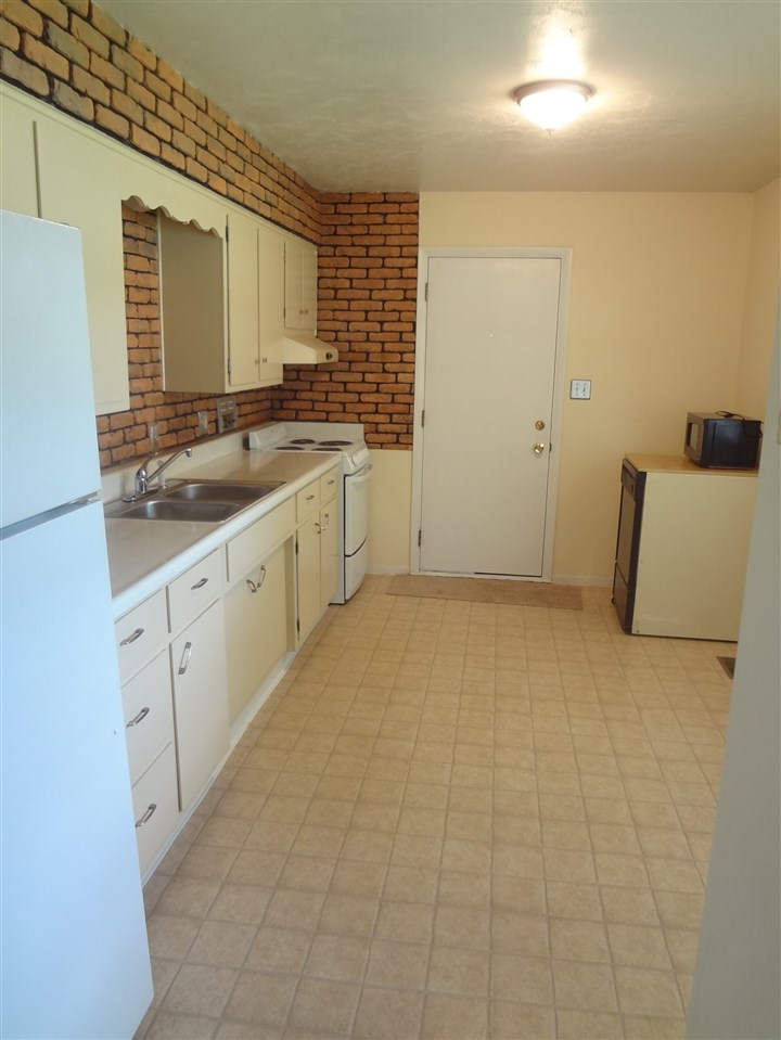 5232 Rothermere Drive Fort Wayne, IN 46835 - Photo 8 of 20 Gallery Image 8