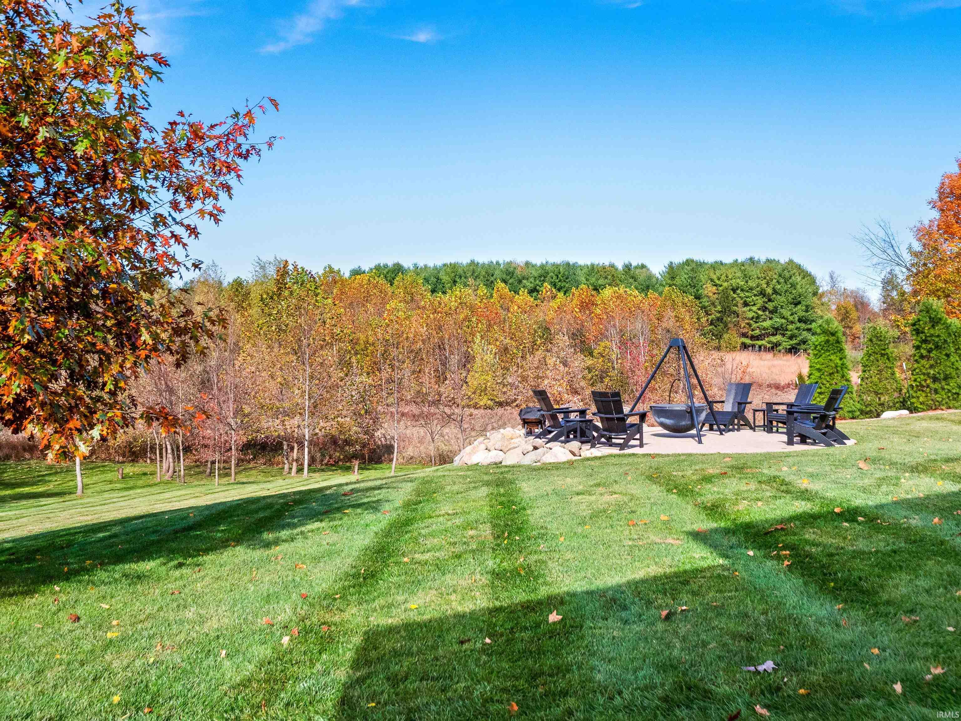 1939 Cr 68 Road Auburn, IN 46706 - Photo 4 of 36