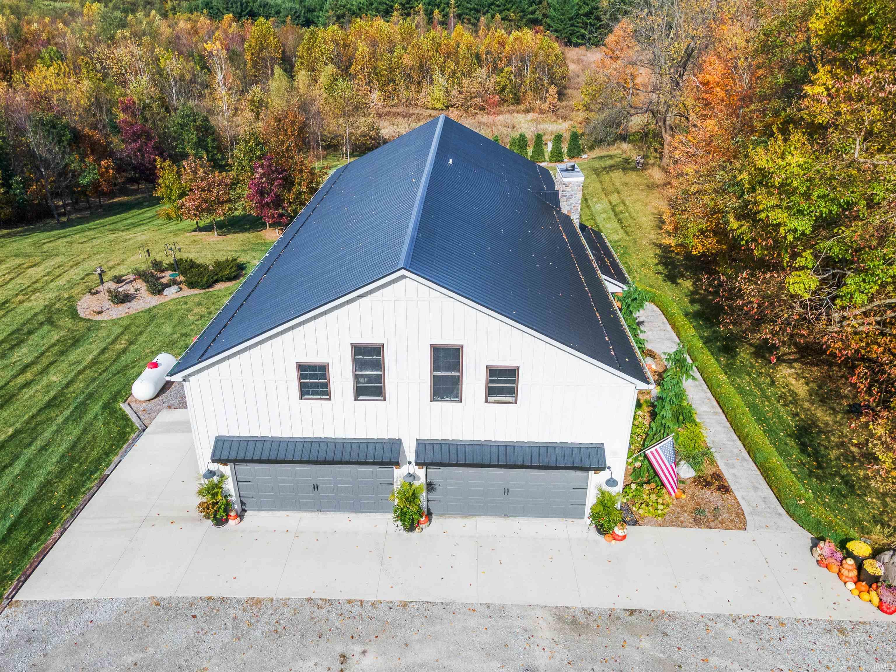 1939 Cr 68 Road Auburn, IN 46706 - Photo 9 of 36