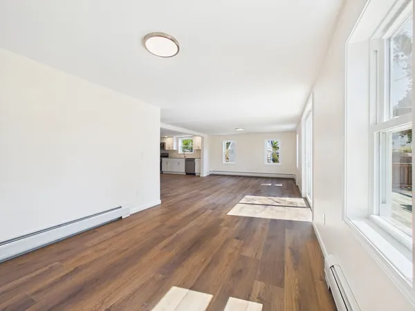 $569,900 | 5 Pilgrim Avenue, Wareham, MA 02571