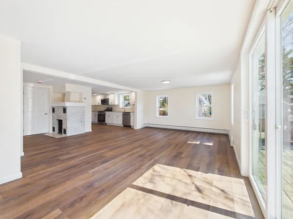 $569,900 | 5 Pilgrim Avenue, Wareham, MA 02571
