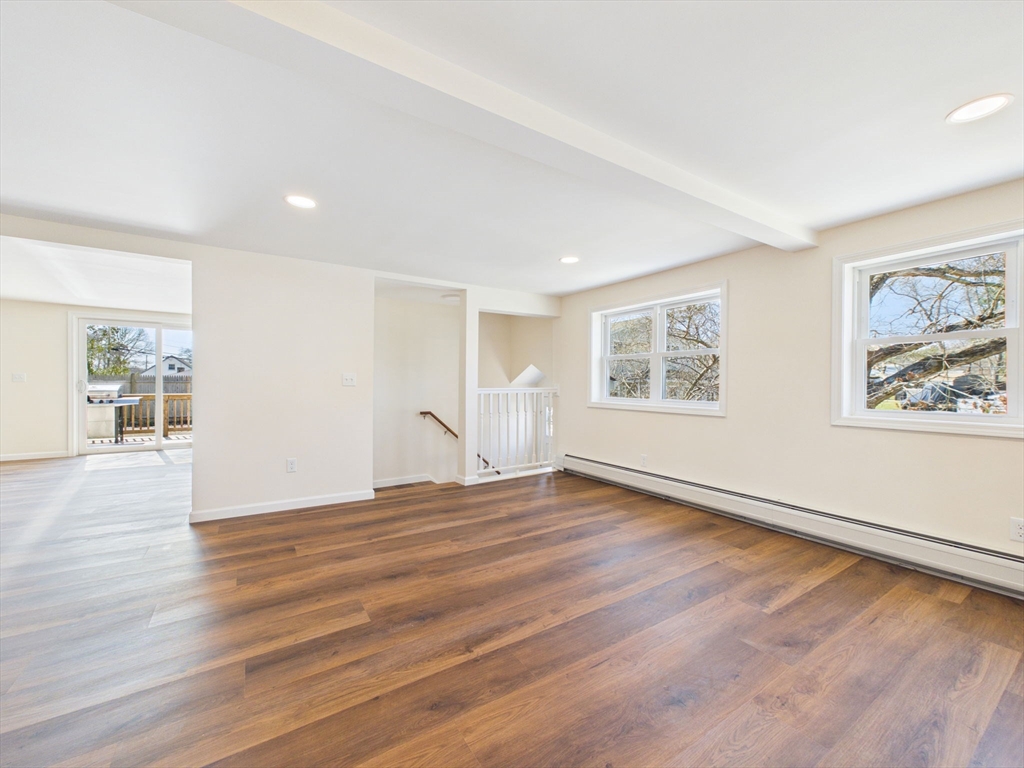 5 Pilgrim Avenue Wareham, MA 02571 - Photo 7 of 42