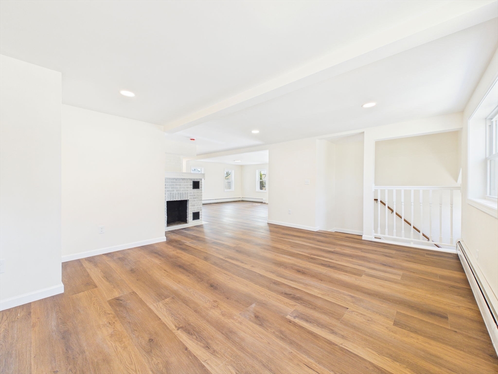 5 Pilgrim Avenue Wareham, MA 02571 - Photo 8 of 42