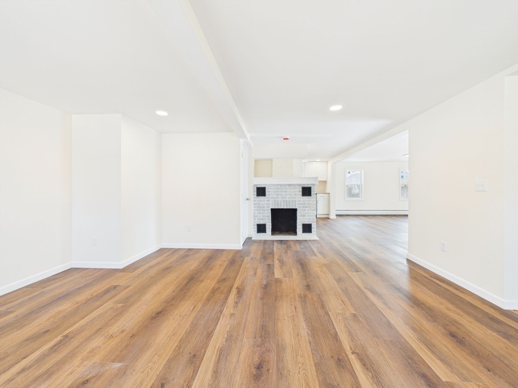 5 Pilgrim Avenue Wareham, MA 02571 - Photo 9 of 42