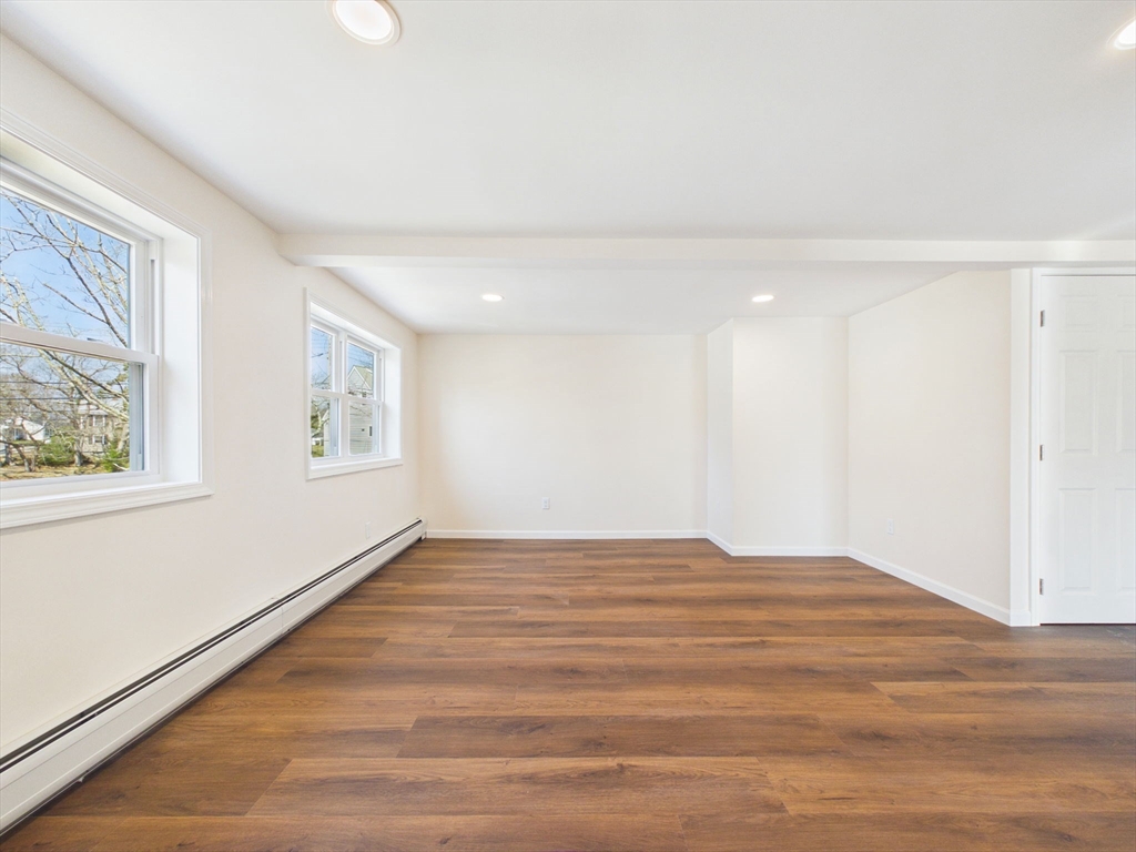 5 Pilgrim Avenue Wareham, MA 02571 - Photo 10 of 42