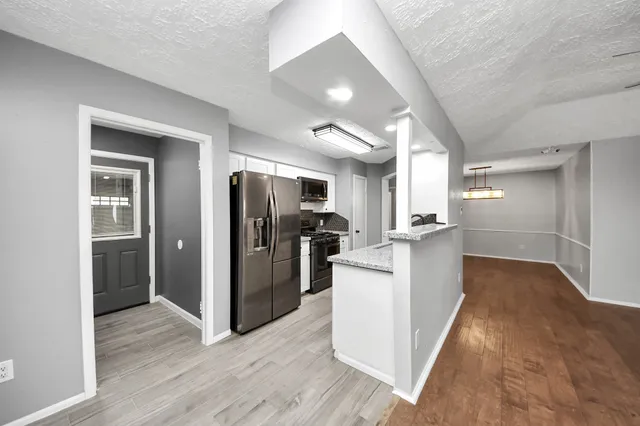 $1,800 | 3514 Spanish Acorn Lane, Spring, TX 77389