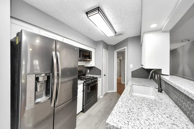 $1,800 | 3514 Spanish Acorn Lane, Spring, TX 77389