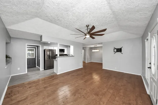 $1,800 | 3514 Spanish Acorn Lane, Spring, TX 77389