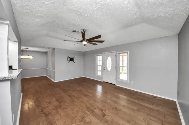 $1,800 | 3514 Spanish Acorn Lane, Spring, TX 77389