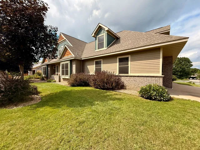 $520,000 | 4786 Mt Hood Lane, Red Wing, MN 55066