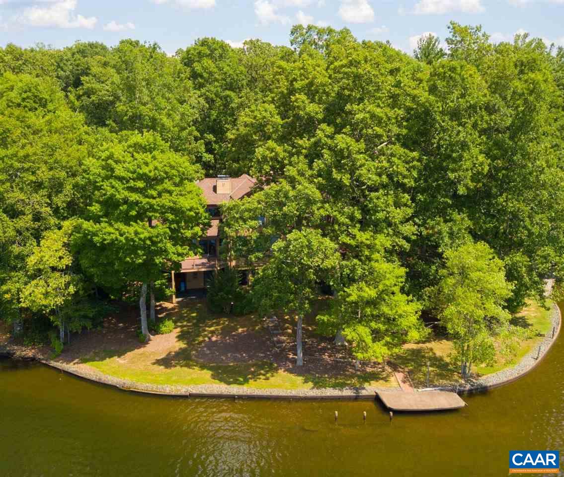 7 Deepwater Point Palmyra, VA 22963 - Photo 5 of 40 Gallery Image 5