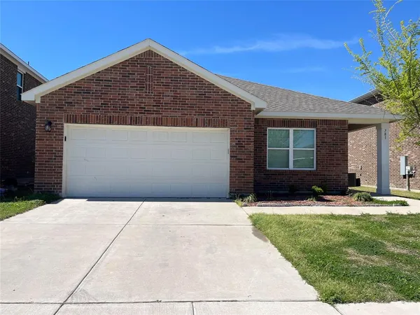$1,795 | 781 Richmond Drive, Lavon, TX 75166