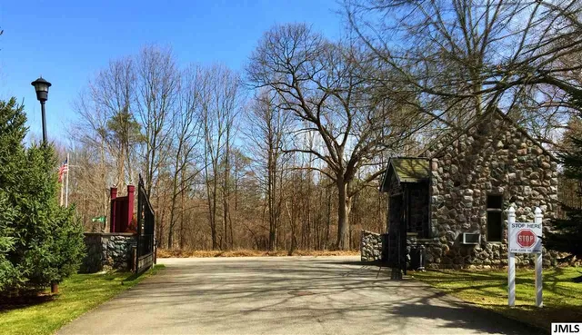 $79,000 | 7040 Sanctuary Drive, Jackson, MI 49201