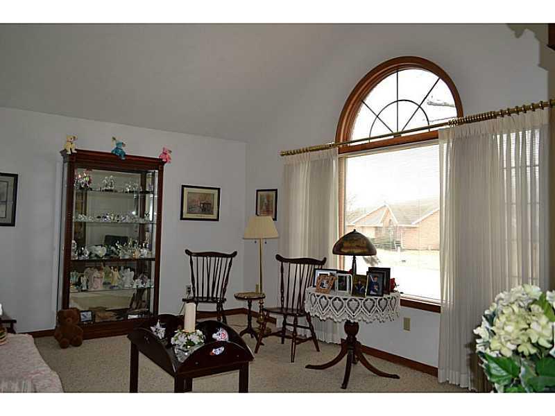 1688 Fox Ridge Drive, Unit 90 Springfield, OH 45503 - Photo 6 of 25