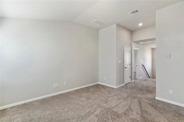 $2,300 | 19004 Elk Horn Drive, Pflugerville, TX 78660