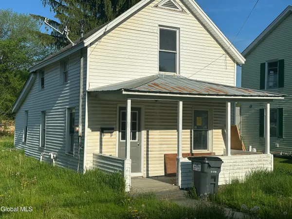 $89,000 | 76 1st Street, Hoosick Falls, NY 12090