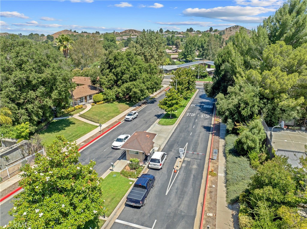 26574 Cardwick Court Newhall, CA 91321 - Photo 37 of 43