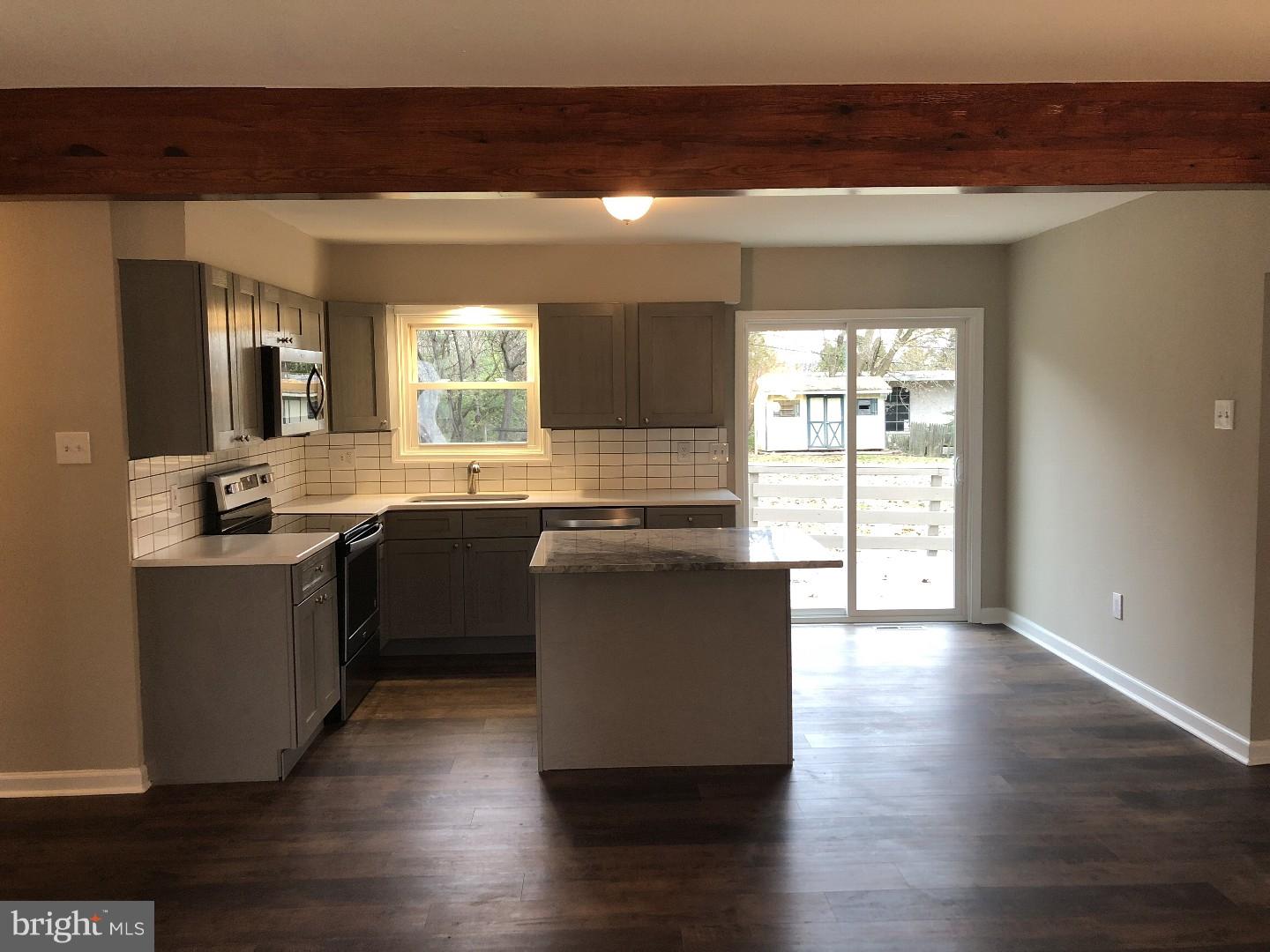 42 Vincent Road Phoenixville, PA 19460 - Photo 5 of 25 Gallery Image 5