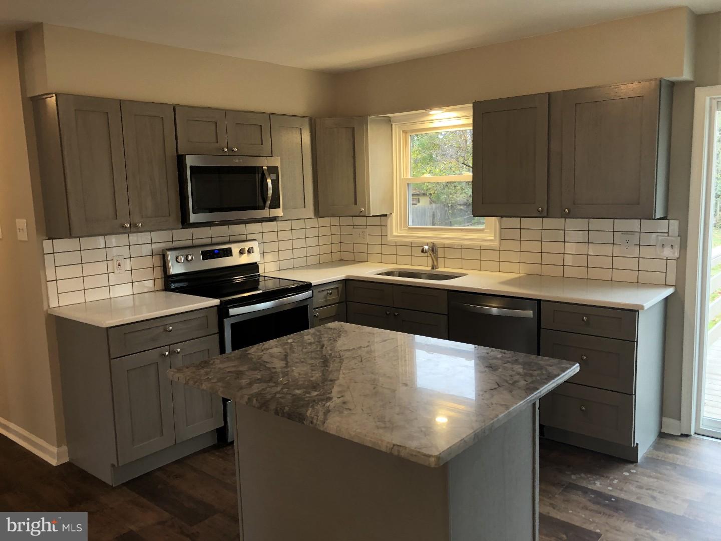 42 Vincent Road Phoenixville, PA 19460 - Photo 6 of 25 Gallery Image 6