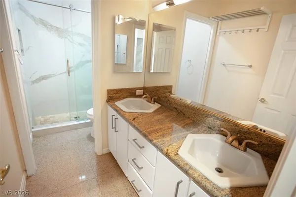 $3,600 | 2120 Waterbury Lane, Las Vegas, NV 89134