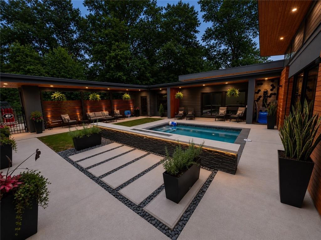242 Valley Ridge Drive Roswell, GA 30075 - Photo 2 of 5