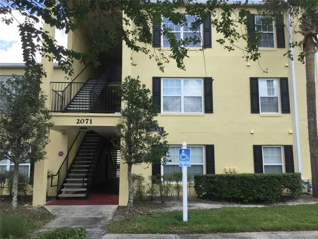 $1,900 | 2071 Dixie Belle Drive, Unit B, Orlando, FL 32812