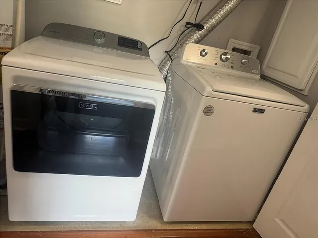 a close up view of washer and dryer
