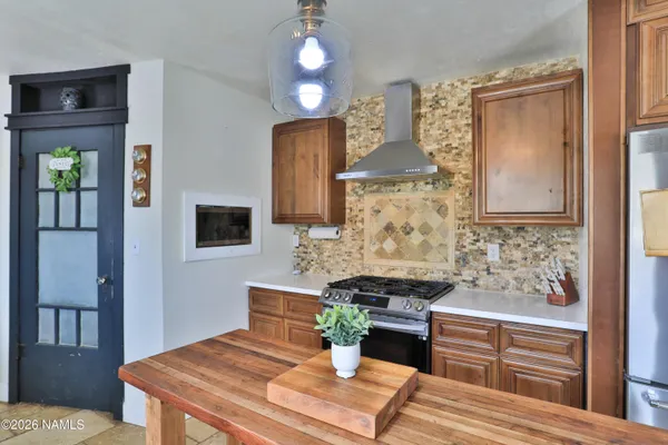$390,000 | 511 West Gilmore Street, Winslow, AZ 86047