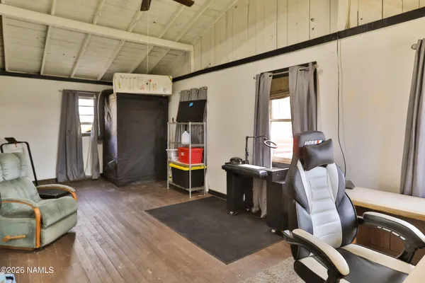 $390,000 | 511 West Gilmore Street, Winslow, AZ 86047