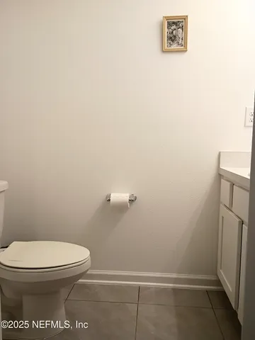 a bathroom with a toilet