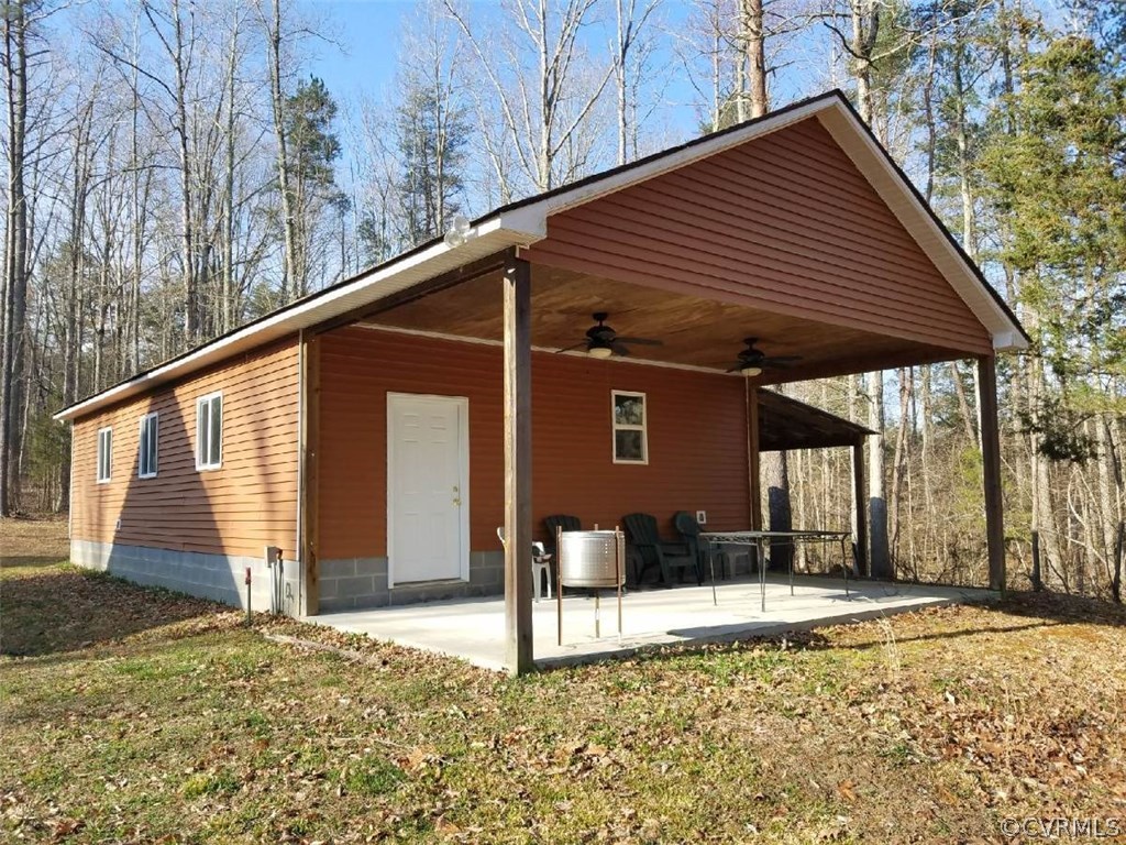 1697 Washout Road Farmville, VA 23901 - Photo 8 of 14 Gallery Image 8