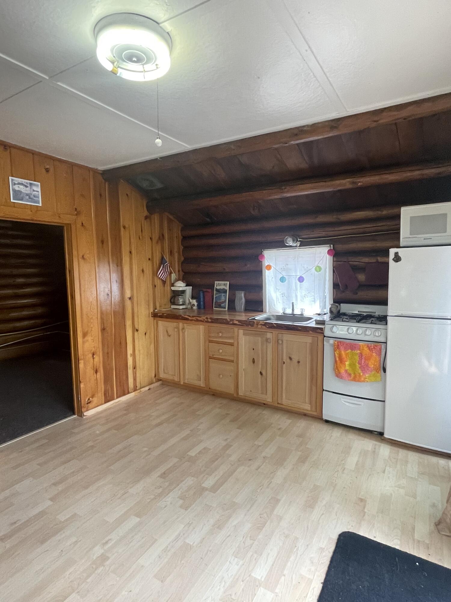 1274 Canada Road, Unit 3 Moscow, ME 04920 - Photo 9 of 32 IMG_E0412