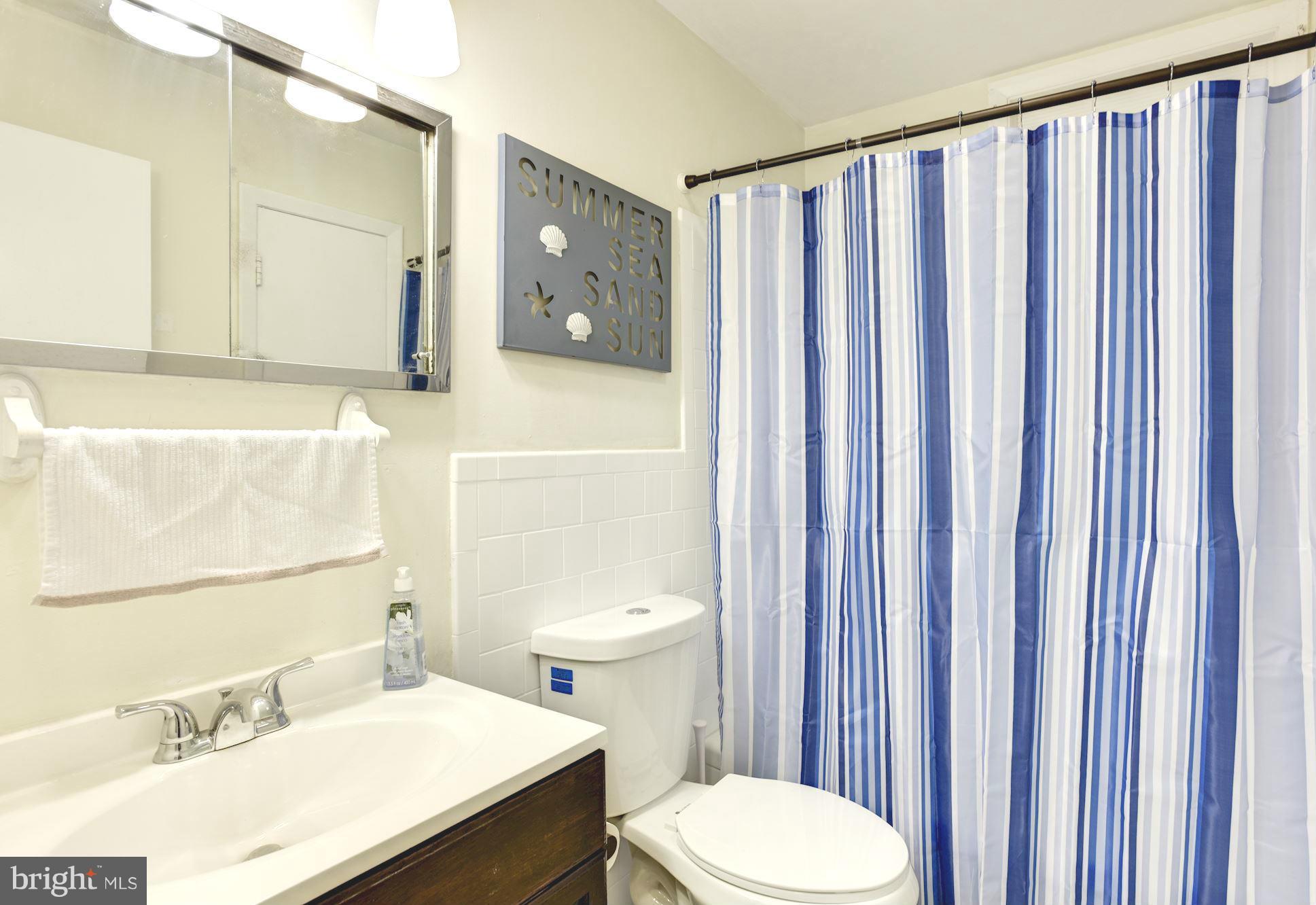 4771 Byron Road Baltimore, MD 21244 - Photo 18 of 30 Main Bathroom