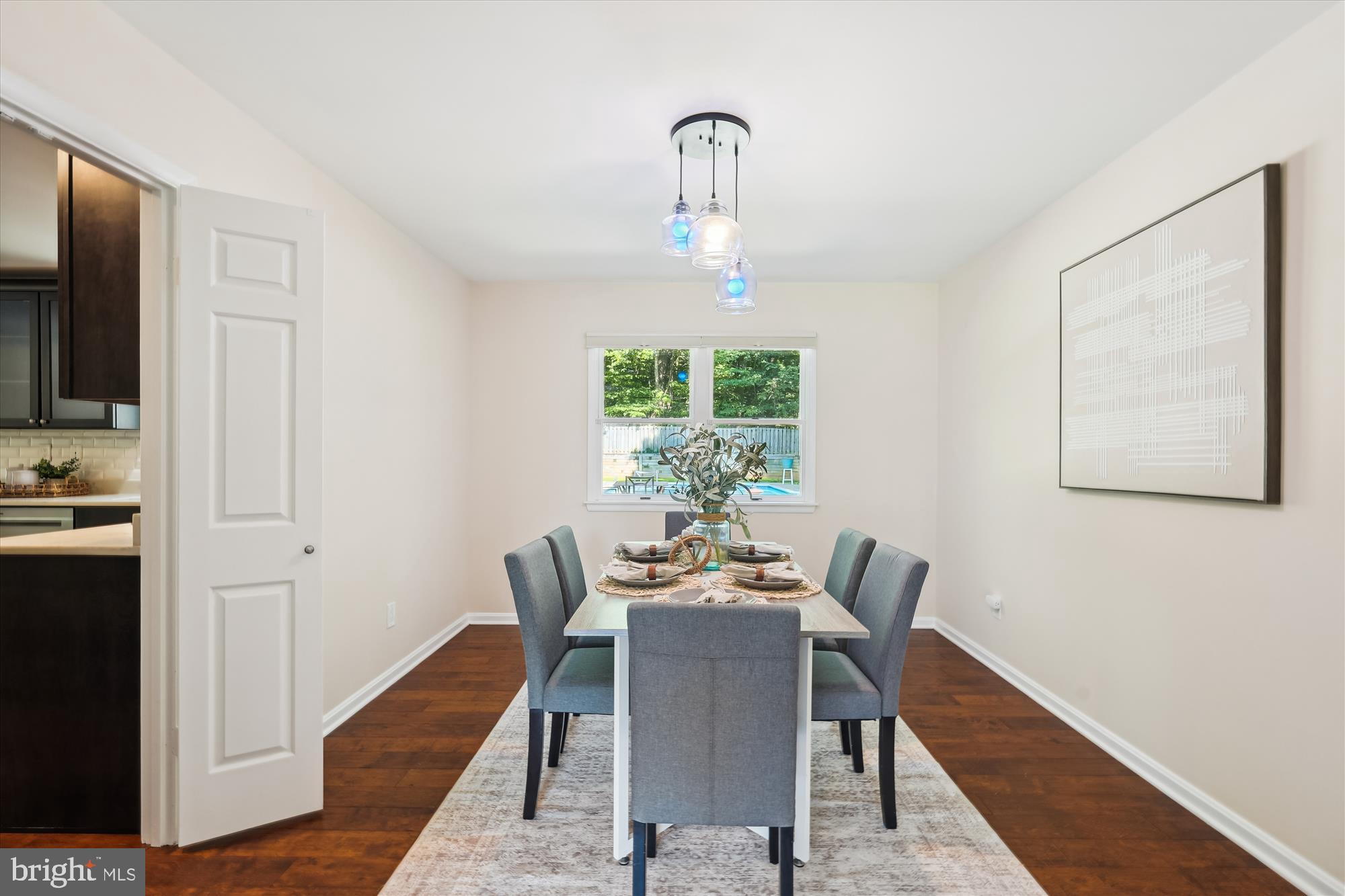 17721 Lisa Drive Derwood, MD 20855 - Photo 19 of 87 a dining room with furniture and window