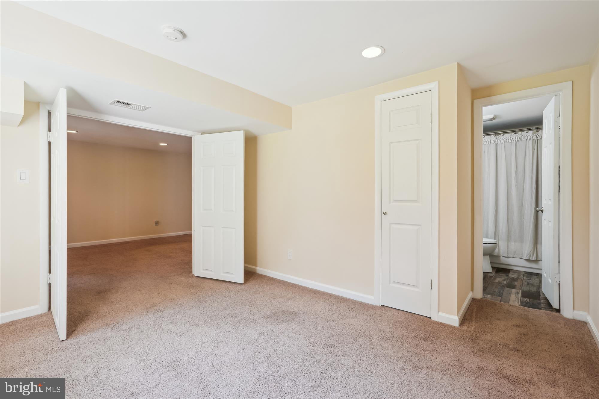 17721 Lisa Drive Derwood, MD 20855 - Photo 56 of 87 Lower level den/bedroom 6 with ensuite bathroom