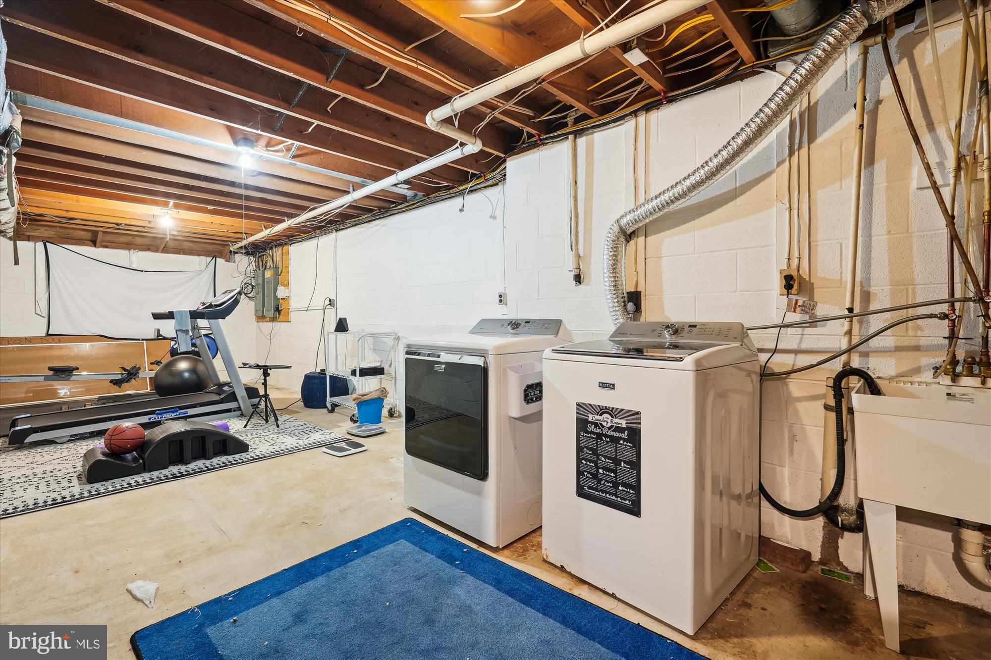 17721 Lisa Drive Derwood, MD 20855 - Photo 60 of 87 Laundry