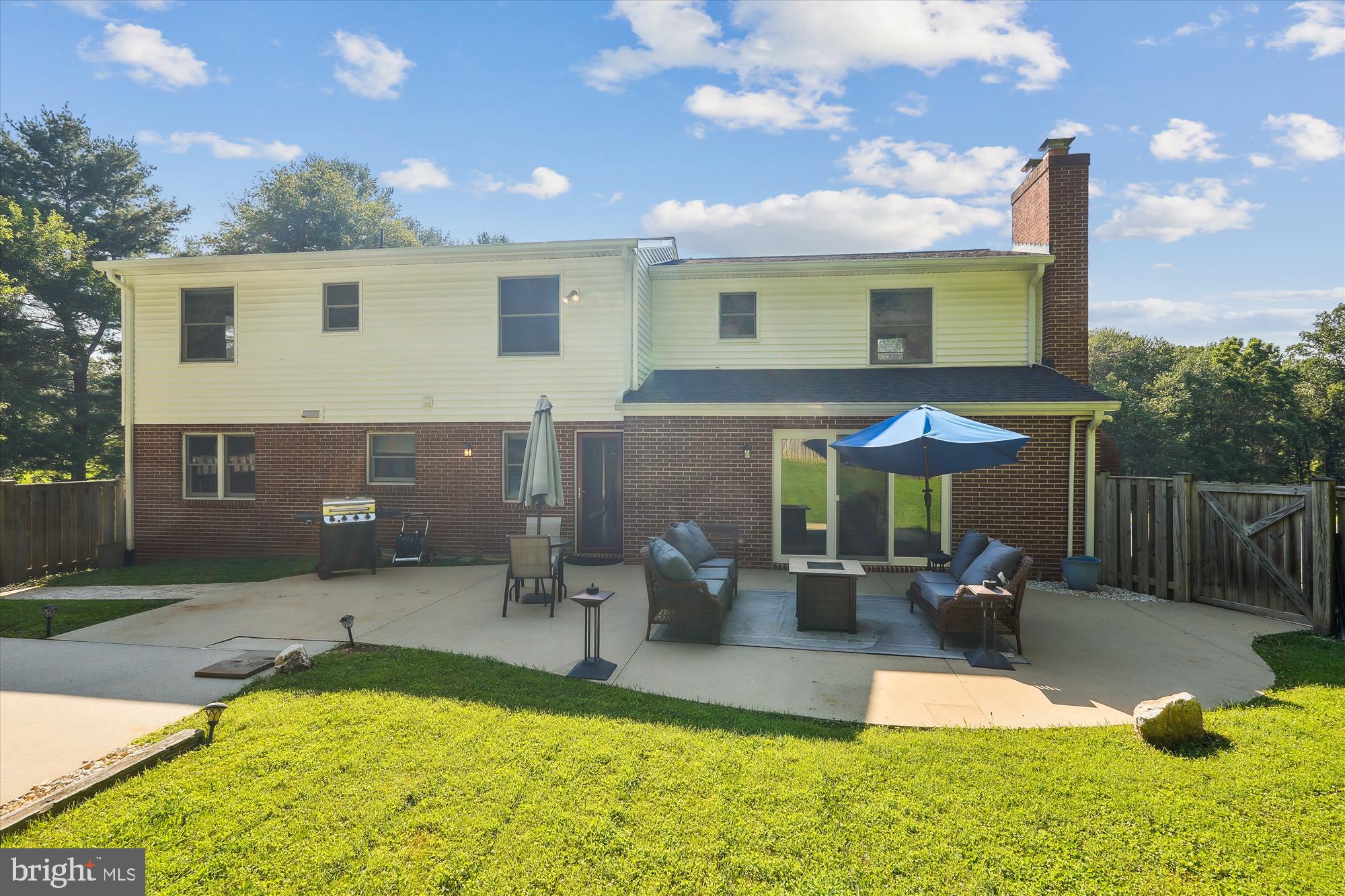 17721 Lisa Drive Derwood, MD 20855 - Photo 63 of 87 Rear exterior