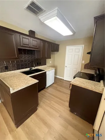 $1,395 | 204 Rattan Drive, Victoria, TX 77901