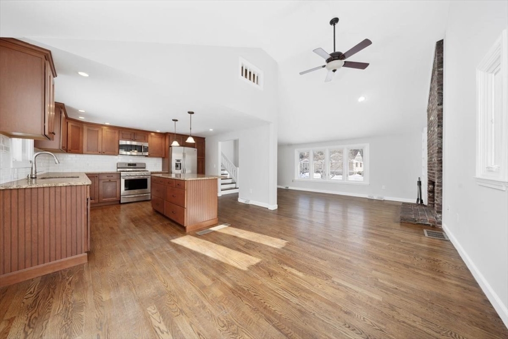 36 Bianca Road Duxbury, MA 02332 - Photo 8 of 17