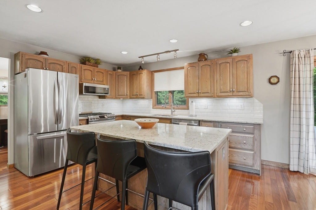 775 East Hill Road Oakham, MA 01068 - Photo 13 of 42