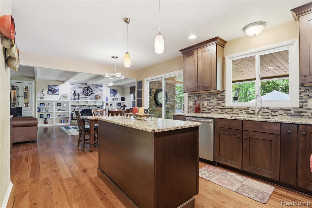 6211 Kings Scepter Road Grand Blanc, MI 48439 - Photo 12 of 82