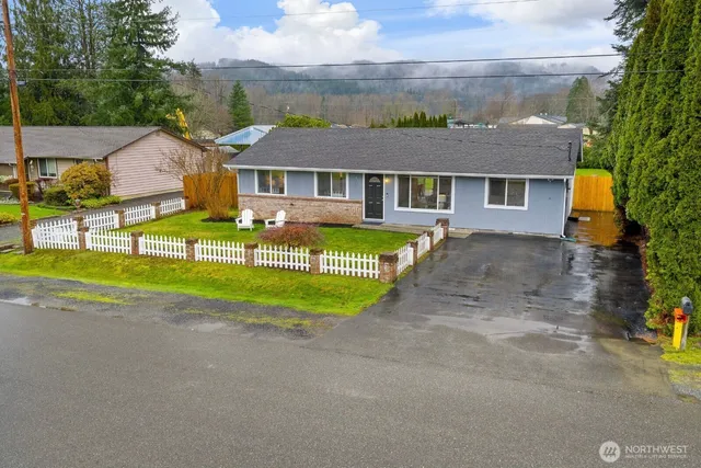 $825,000 | 4144 330th Place Southeast, Fall City, WA 98024