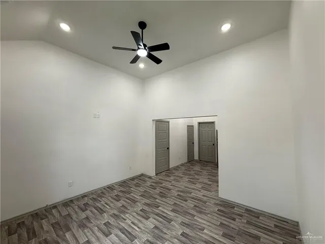 $800 | 1021 Miller Avenue, Mission, TX 78572