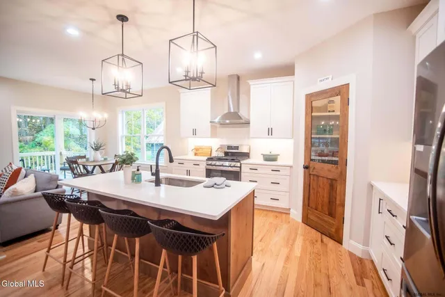 $780,827 | 119 Sand Hill Road, Greenfield, NY 12833