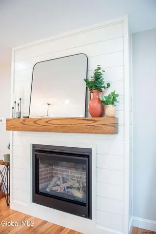 $780,827 | 119 Sand Hill Road, Greenfield, NY 12833