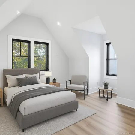 $6,700 | 34 Clinton Avenue, Unit 10, Dobbs Ferry, NY 10522